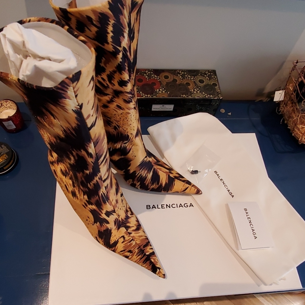 NWT Balenciaga Knife Animal Printed midcalf Boot